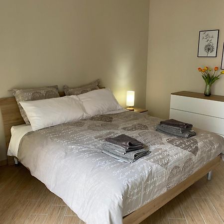A Casa Di Katia Apartment โกลเลญโญ ภายนอก รูปภาพ